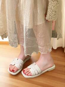 Women's Sandals, New Elegant Minimalist Casual Comfortable Non-Slip Slippers, Simple Fashion Flat Soft Lightweight Women Shoes, White Sandals, Fashionable Casual For Youth, Women's Slippers For Outdoor Walking, Beach, Vacation, Flat Sandals For Summer