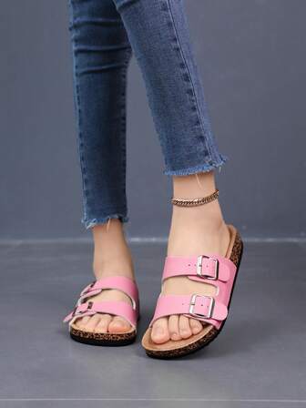 2025 Sandalias planas de madera suave con hebilla, estilo de vacaciones de verano para hombres y mujeres, sandalias casuales para exteriores