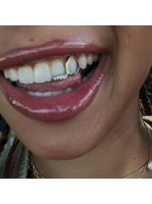 2 pièces Mode chaude Grillz personnalisé Love Hollow Cuivre incrusté de cubic zirconia. Cadeau cool pour hommes et femmes