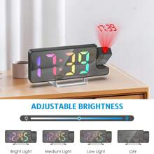 1 pieza Reloj despertador con proyección, Reloj despertador LED con proyección giratoria, Pantalla de temperatura, Brillo ajustable, Repetición, Pantalla digital grande de 7,6" para decoración del hogar, dormitorio, oficina