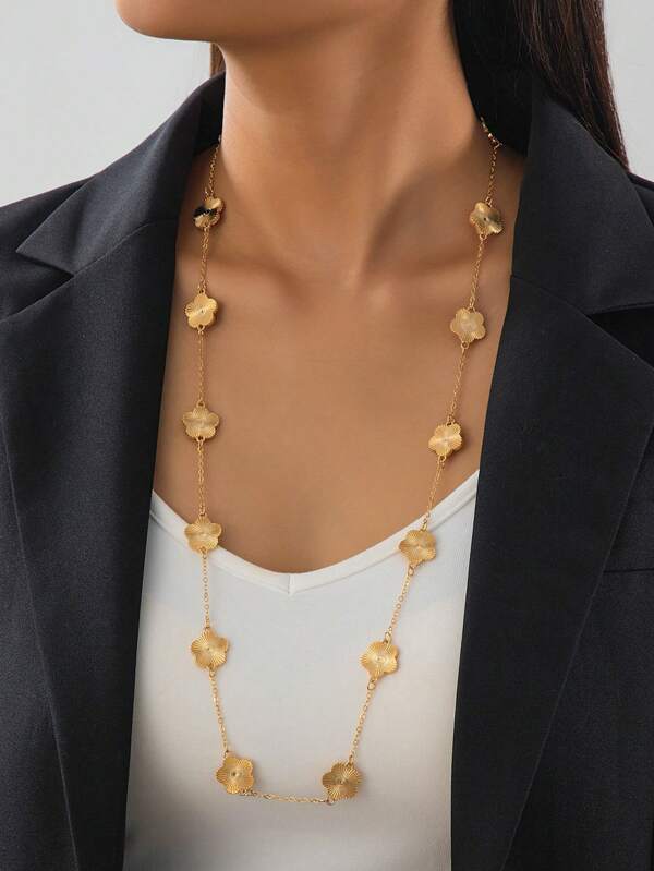 قلادة قلاب أنيقة ذهبية بتصميم البرسيم ذو 5 أوراق للنساء ، مناسبة لارتدائها مع الجلابيات في الاستخدام اليومي