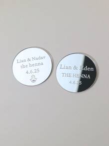 个性化雕刻亚克力海娜派对标签，婚礼姓名标签，纸杯蛋糕装饰圆形标签，适用于海娜日、母亲节、毕业典礼等场合。多功能、可调节、装饰性强、可重复使用、精致可爱、高品质、现代、色彩缤纷、舒适时尚、可定制、个性化、独特。是送给他的理想礼物，也是送给她的理想礼物，适合送给男友、女友、爸爸、妈妈、家人、朋友、儿子、女儿、办公室、茶室、学校、家庭、家居装饰、定制派对用品、圣诞装饰、乔迁之喜等场合。寓意永恒的爱。 - 彩色 - 查看 17