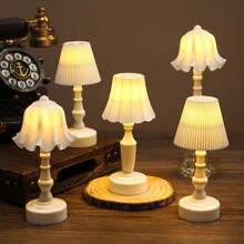 Retro European Mini Desk Lamp - Eye-Protecting Battery Power Desk Lamp, Mother's Day Gift Desktop Decorative Ambient Light, Used For Bedrooms, Rooms, Weddings, Home Decoration
