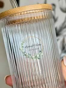 54-540张透明个性化婚礼标签，定制圆形婚礼礼物贴纸，绿叶图案，可定制姓名和日期，透明PVC防水圆形个性化礼物贴纸，装饰性强，时尚可爱，色彩缤纷，可定制，独特且理想的礼物，适合送给她、朋友、儿子、女儿、学生、同事、孩子、学校、家庭、办公室，尺寸4x4厘米，可用于水瓶、收纳盒等，寓意永恒的爱 - 風格A - 查看 4