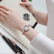 1 Piece Of Ladies' Watch, Fully Diamond-Set, Lightweight Luxury Bracelet Watch, Square And Compact Mermaid Quartz Wristwatch, Suitable For Parties, Gatherings, And Daily Use