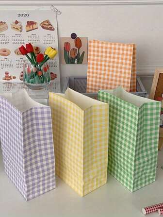 15/20 pièces Sac cadeau à carreaux coloré, sac de rangement, sac en papier pour stockage de bureau Xiaohongshu, sac cadeau en forme de cœur, sac de rangement et d'emballage de bureau en papier rose, sac de rangement de bureau, sac cadeau décoratif, petit sac cadeau