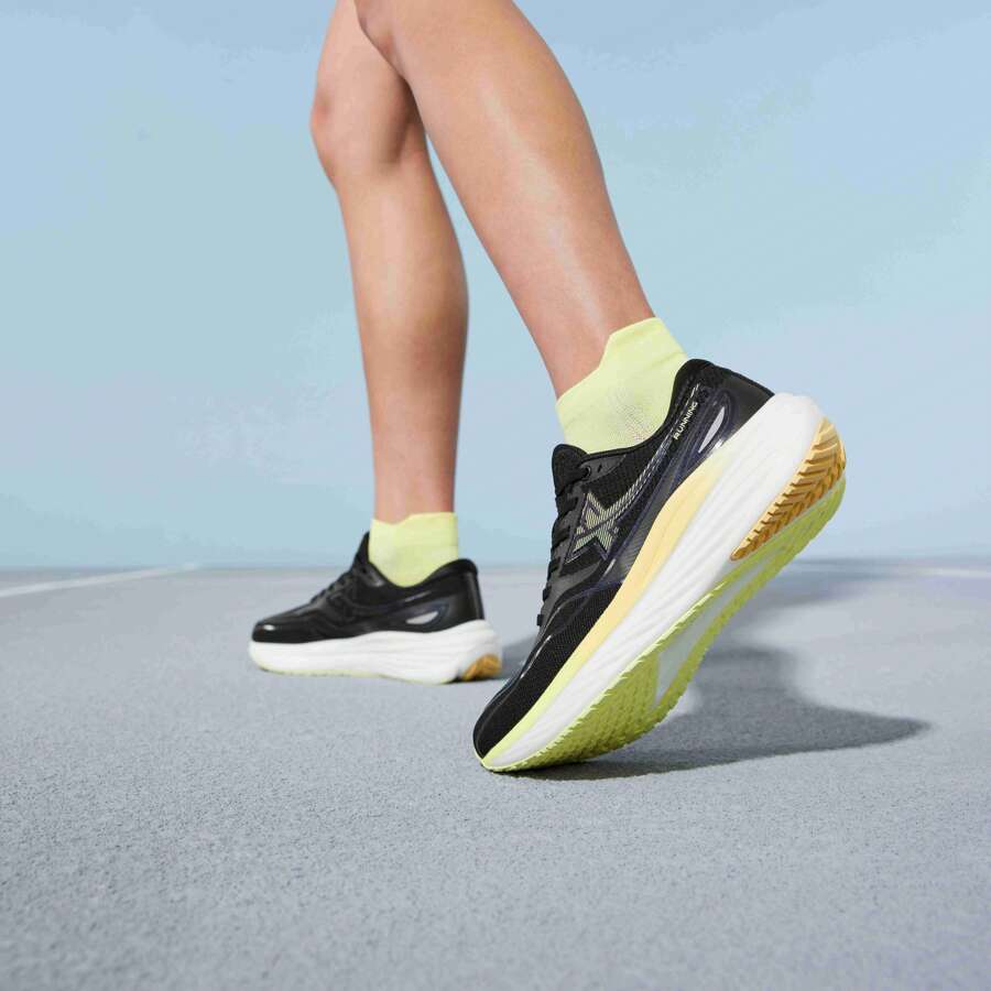 XTEP أحذية الجري "طارد السحب" للنساء، أحذية رياضية جديدة للربيع/الصيف، أحذية امتصاص الصدمات، أحذية اللياقة البدنية وحبل القفز، أحذية جري مريحة 876218110057