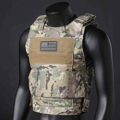 Áo vest tập luyện thoáng khí có miếng vá cờ Hoa Kỳ, túi sau đựng bình nước và các thiết bị khác