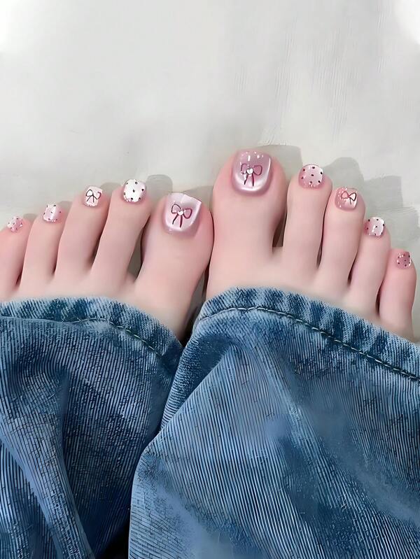 24 件短方形按压指甲，法式波尔卡圆点蝴蝶结猫眼夏季指甲，甜美清新 DIY 脚趾甲装饰，适合任何场合美甲用品