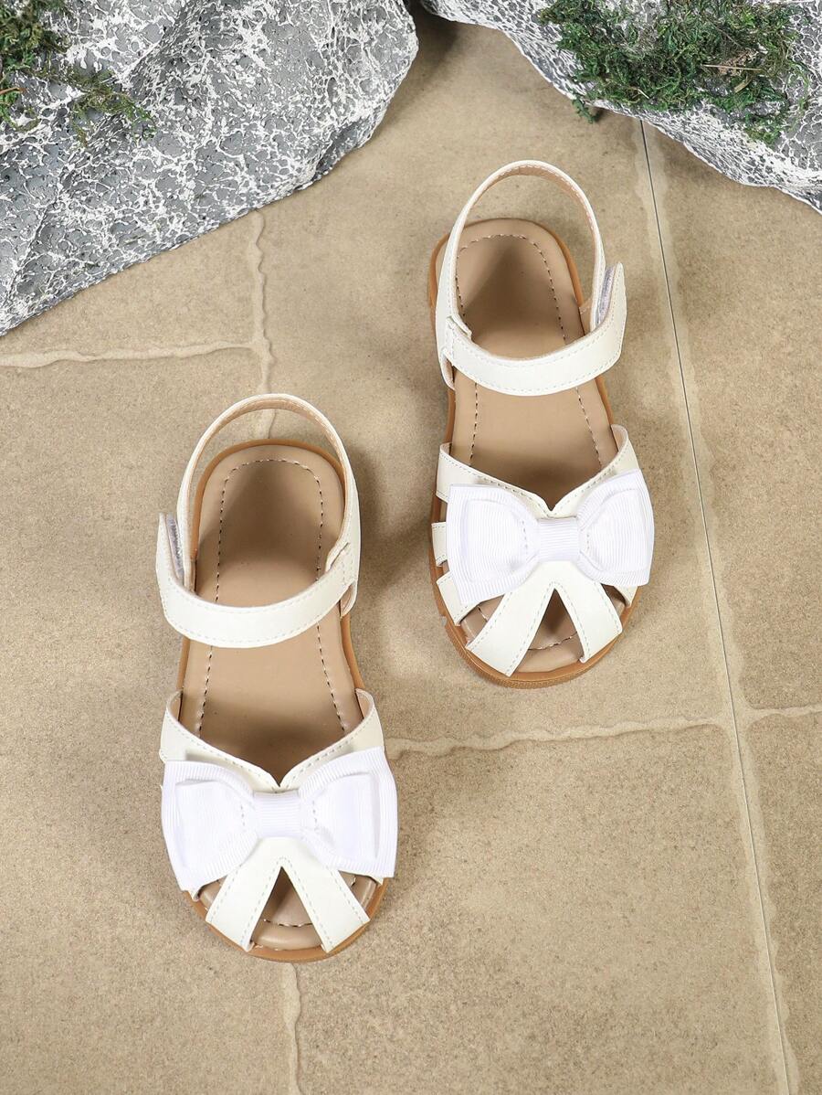 1 双全新夏季可爱婴幼儿女孩花朵装饰凉鞋，平底罗马风格沙滩鞋，适合户外度假 - 白色 - 查看 1