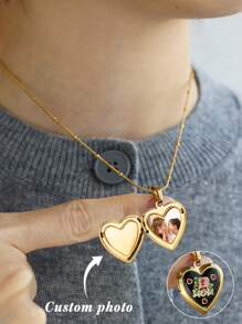 1 pièce Collier pendentif médaillon en forme de cœur personnalisé avec photo. Colliers personnalisés avec image de cœur. Chaîne ronde en acier inoxydable avec perles. Accessoires de bijoux personnalisés, idéaux pour cadeau pour maman, papa, amis, amoureux, famille