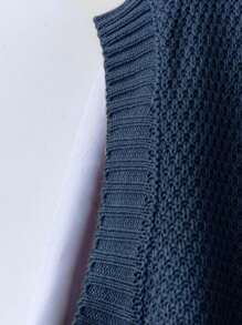 Plus Size Casual Solid Color Crew Neck Knitted Sweater Vest Top