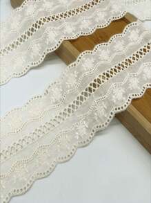 1pc Scalloped Embroidered Lace Edge Fabric Trim, 7.5cm Width Water-Soluble Hollow Out Cloth Decorative Sewing Supplies For Clothing