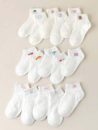 Slumpmässiga 5 par barnstrumpor vår sommar tunna korta strumpor för pojkar och flickor vita andningsbara mesh studentbåtsockor söta tecknade grafik kärlekslinjer