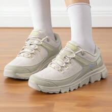 Skechers 女士休闲鞋，舒适百搭的网面透气休闲鞋，轻便户外女士休闲鞋，防滑软底徒步鞋，适合户外步行、露营，舒适软底网面鞋，适合日常穿着和散步 - 自然色/多色 - 查看 6