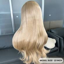 Peluca de encaje frontal rubia de 22 pulgadas de largo con onda y reflejos, peluca sintética de cabello Kanekalon resistente, sin pegamento, de 13x6 pulgadas, con flequillo de cortina, línea de cabello libre, densidad del 150%, lista para usar, para uso diario, fiesta, festival y días festivos. Pelucas sintéticas amigables para principiantes con encaje transparente