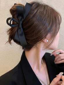 1pc Women's Handmade Fabric Bow Large Black Hair Claw Clip, Fashion Versatile High-End Retro Elegant Elegant Hair Accessory Clip, Suitable For Daily Wearing, Hair Washing, Makeup Matching Hair Clips Hair Jaw Clip Hair Clamps Hair Clutch Hair Catcher Clip, Casual Fall Winter Hair Accessories For Women For Vacation Outfits Woman