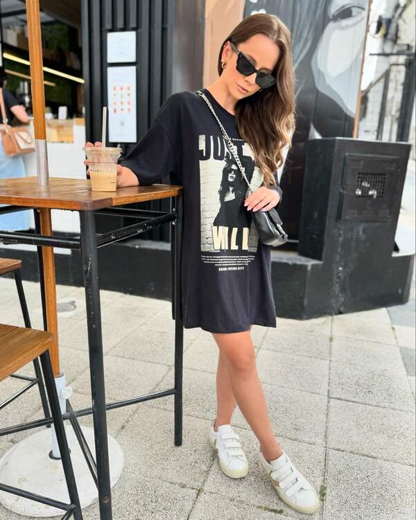 Maxi T-shirt Feminina Mila - Preview