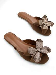 Women's Elegant 3D Rhinestone Flower & Bow Decor Brown Lycra Fabric Fashion Square Toe Comfy Daily & Party Flat Mule Sandals,Spring Summer Outfits - Brown - View 2