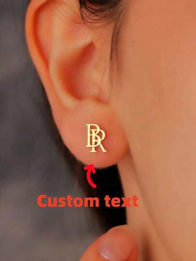 1 par de pendientes de botón con estilo de moda unisex con letra personalizada, adecuados para uso diario, regalos del Día de San Valentín, regalos del Día de la Madre, en color dorado, con estilo, coloridos, vintage, unisex, hipster, sencillos, casuales, personalizados, únicos, regalos ideales para él, regalos ideales para ella, novia, novio, papá, mamá, familia, amigos, para aniversarios, para cumpleaños, para graduación, para bailes, para fiestas, joyería para mujer, atuendo elegante, romance delicado, chic utilitario, con aspecto glamoroso