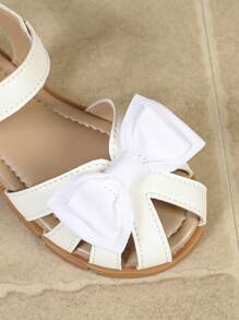 1 双全新夏季可爱婴幼儿女孩花朵装饰凉鞋，平底罗马风格沙滩鞋，适合户外度假 - 白色 - 查看 5