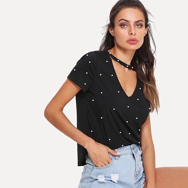 

Pearl Beading Choker Neck T-shirt