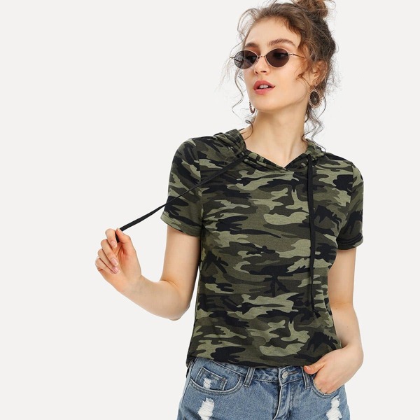 

Camo Print Drawstring Hooded T-shirt, Multicolor