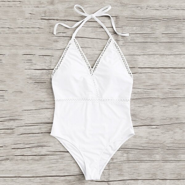 

Купальник хальтер с вышивкой, Белый