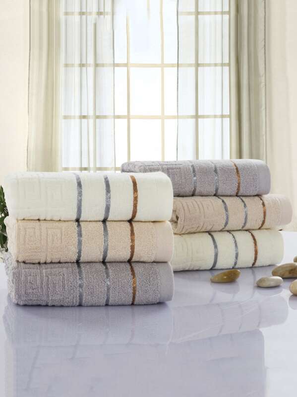 

Random Color Striped Contrast Embossed Towel 1pc, Multicolor