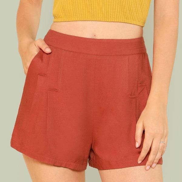 

Zip Side Pleated Detail Shorts