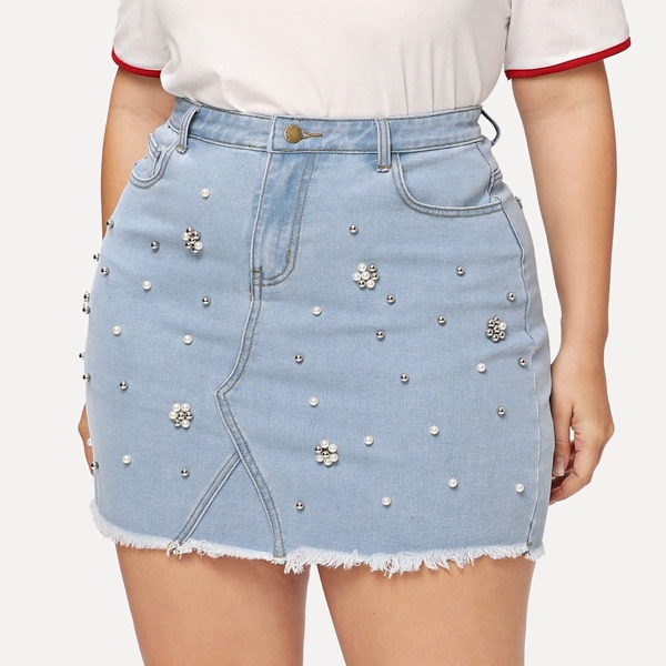 

Plus Faux Pearl Beading Raw Hem Denim Skirt
