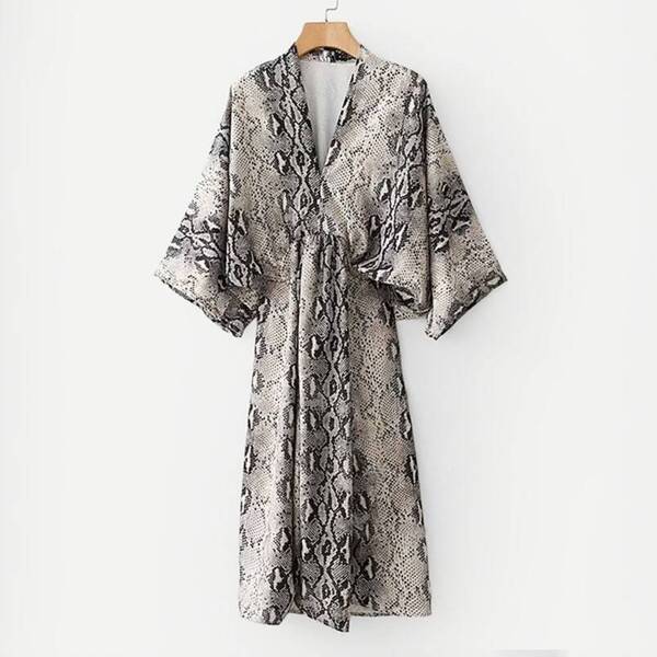 

Snakeskin Print Kimono Sleeve Dress