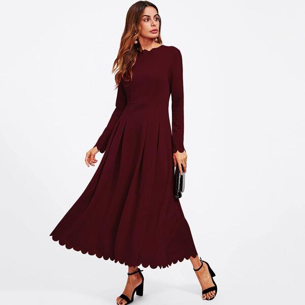 

Scallop Trim Box Pleat Flowy Dress, Burgundy