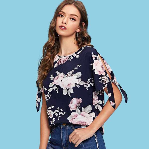 

Split Knot Sleeve Floral Print Top, Multicolor