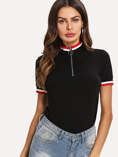 Camiseta con cremallera con aro O ribete en contraste