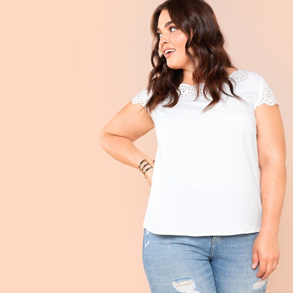 

Plus Scallop Laser Cut Cap Sleeve Top