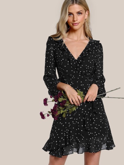 Vestido cruzado fruncido de manga con volante