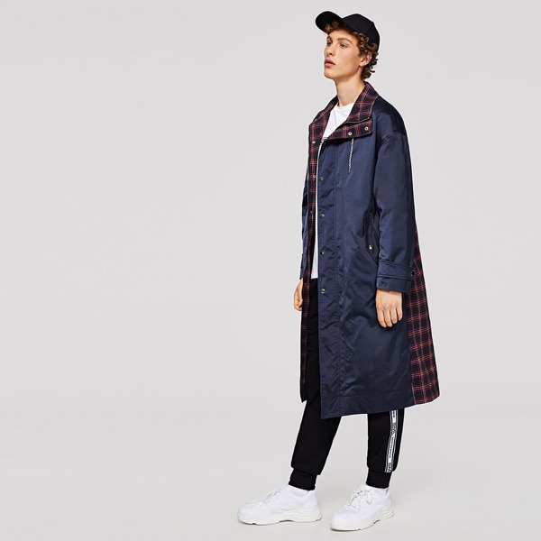 

Men Drawstring Collar Plaid Panel Longline Coat