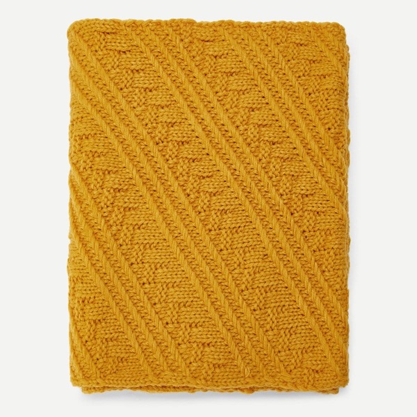 

Cable Knit Scarf