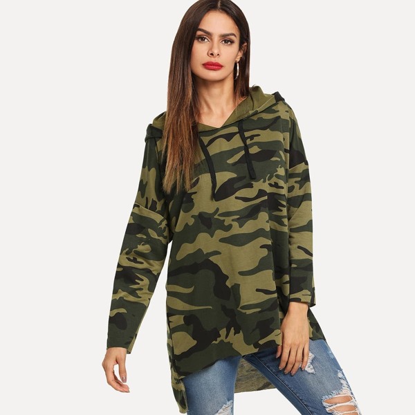 

Asymmetrical Hem Hooded Camo Sweatshirt