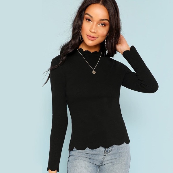 

Scallop Trim Rib Knit Tee