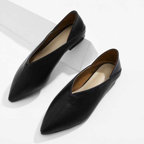

V Cut Point Toe Flats