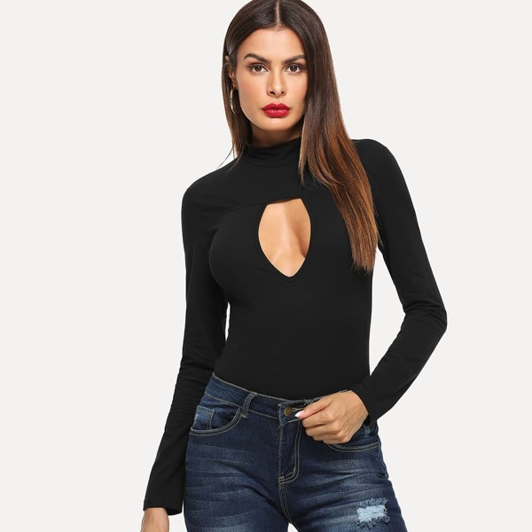 

Cutout Front Slim Fitted Mock Tee