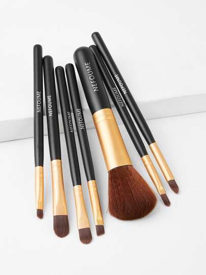 makeup brushes