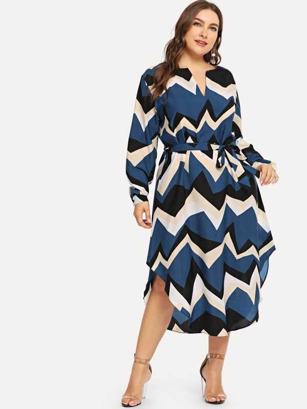 

Plus V-Cut Neck Chevron Print Dress, Multicolor, Franziska