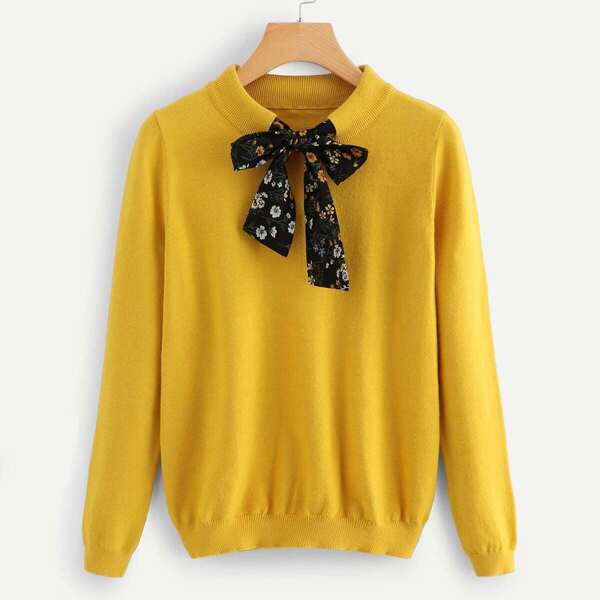 

Knot Detail Sweater, Yellow