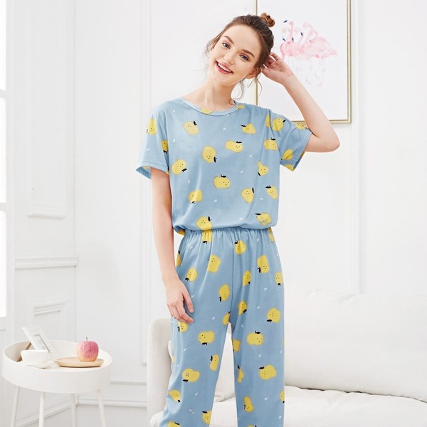 

Allover Apple Print Pajama Set