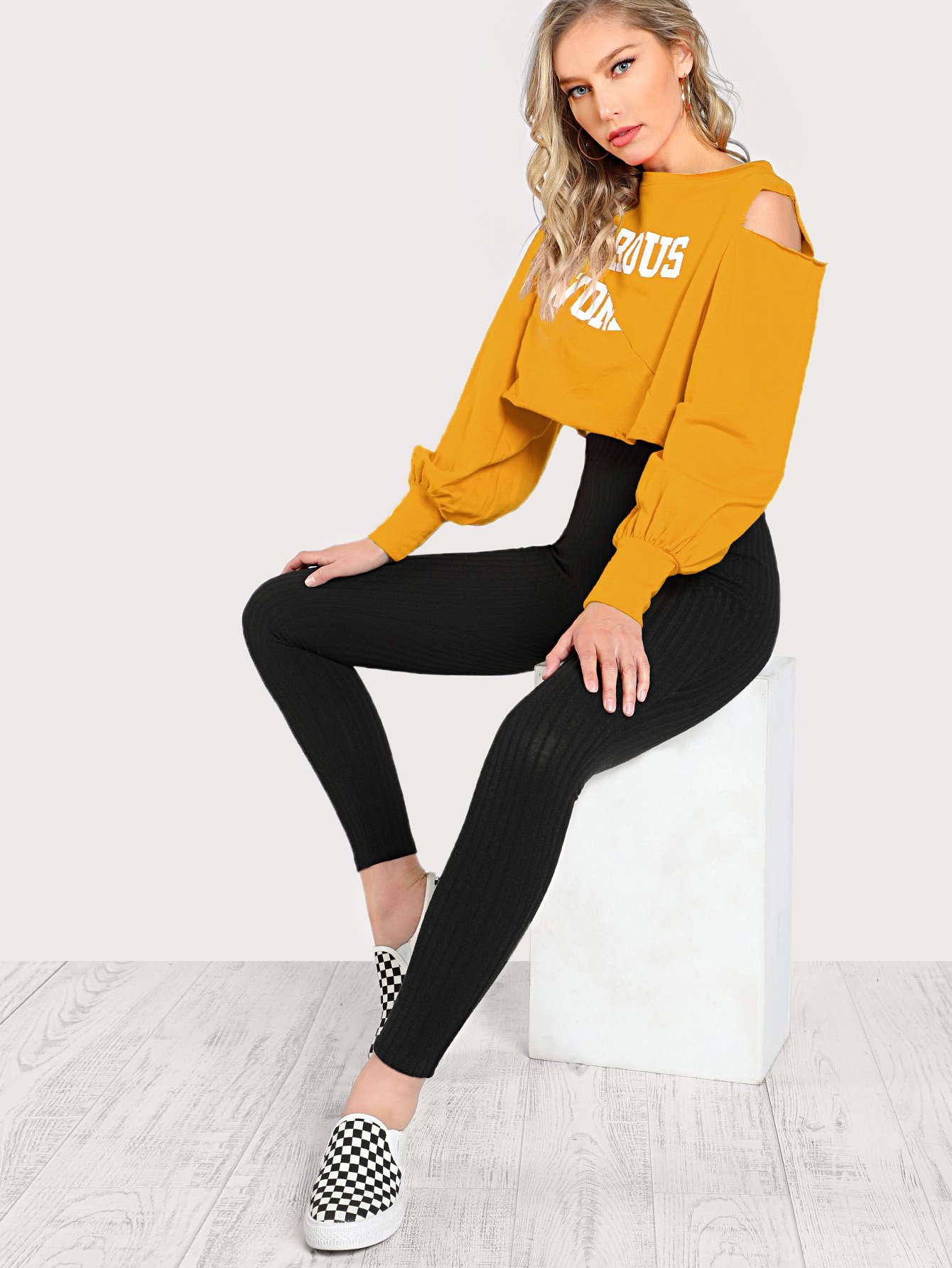 open shoulder raw edge cut and sew crop pullover