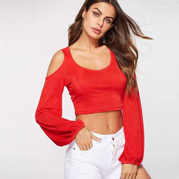 

Cold Shoulder Solid Crop Tee