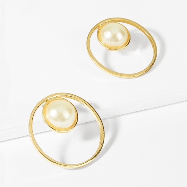 

Faux Pearl Decorated Hoop Earrings 1pair, Gold
